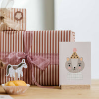 Little Otja oak card stand for A6 cards and photos