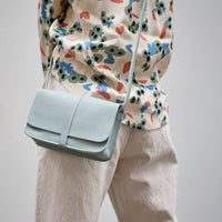 Keecie Lunch Break dusty green worn