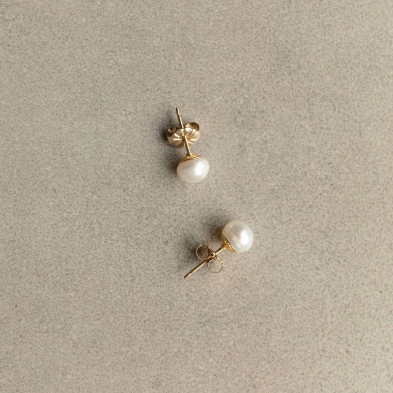 Laudeen | GISEL B | Stud earrings Charly - White - 24K Gold Plated