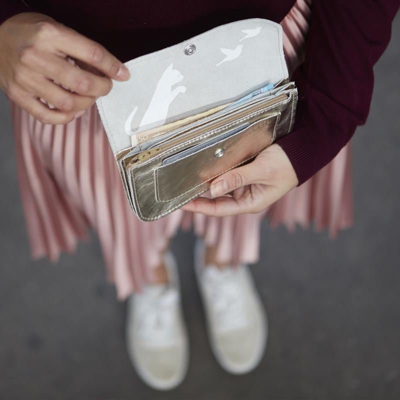 Laudeen | Keecie | Wallet | Cat Chase Medium | Gold